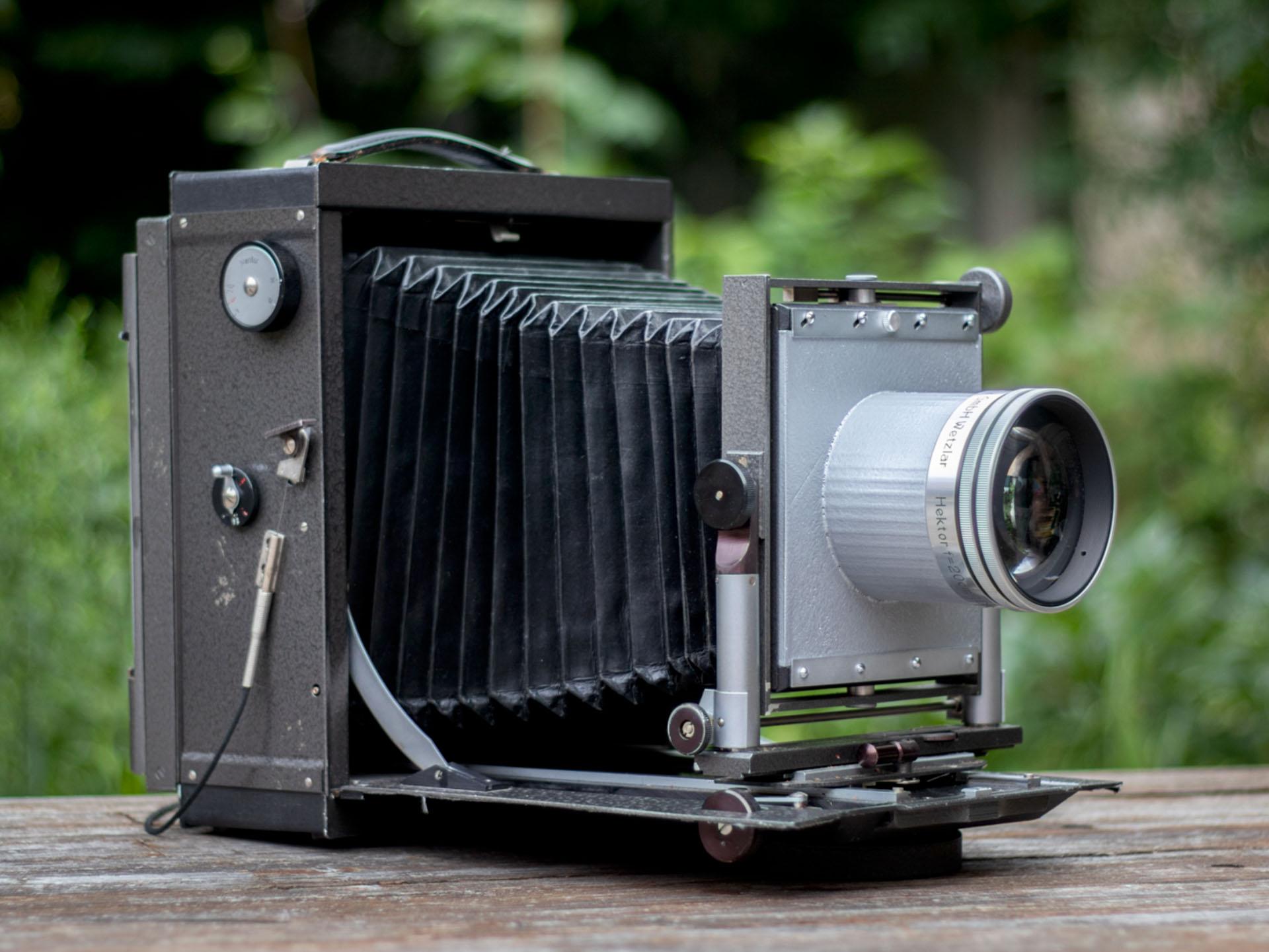 Video: Shooting wet plate portraits with affordable large format ...